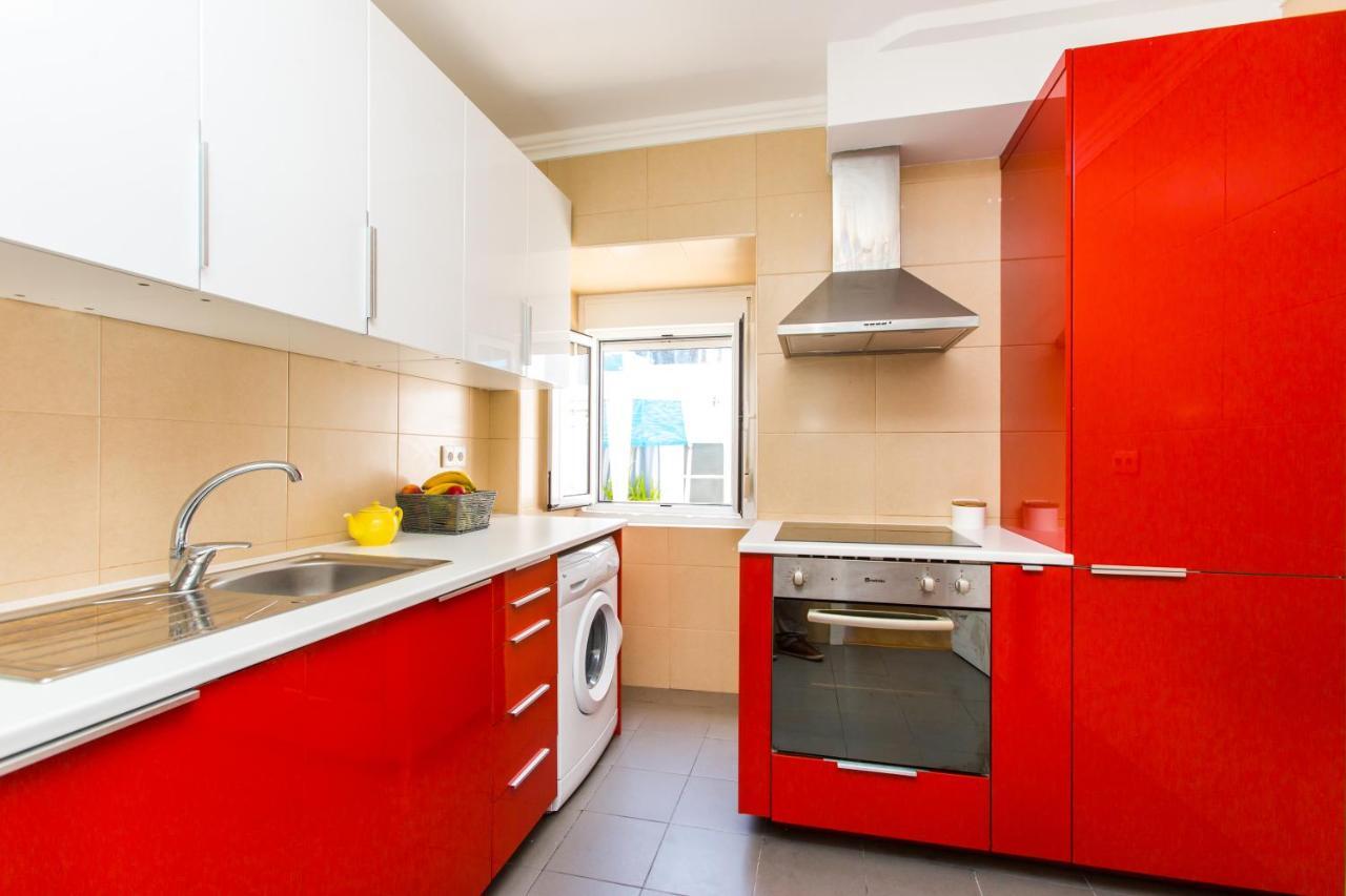 Belem! Charming 2 Bedroom Apartment W Terrace, Wifi & Free Street Parking Lisabona Exterior foto