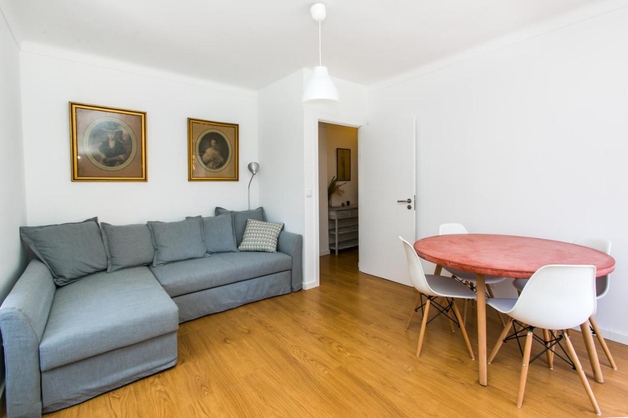 Belem! Charming 2 Bedroom Apartment W Terrace, Wifi & Free Street Parking Lisabona Exterior foto